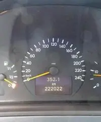 MERCEDES-BENZ E 220 CDI cat S.W. Classic MERCEDES-BENZ E 220 CDI cat S.W. Classic