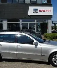 MERCEDES-BENZ E 320 CDI cat S.W. Avantgarde MERCEDES-BENZ E 320 CDI cat S.W. Avantgarde