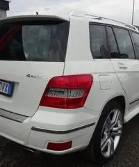 MERCEDES-BENZ GLK 220 CDI 4Matic BlueEFFICIENCY Sport MERCEDES-BENZ GLK 220 CDI 4Matic BlueEFFICIENCY Sport