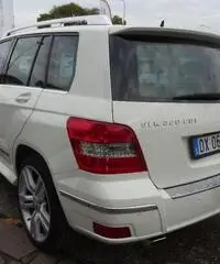 MERCEDES-BENZ GLK 220 CDI 4Matic BlueEFFICIENCY Sport MERCEDES-BENZ GLK 220 CDI 4Matic BlueEFFICIENCY Sport