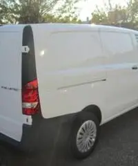 MERCEDES-BENZ Vito 111 CDI Furgone Long MERCEDES-BENZ Vito 111 CDI Furgone Long
