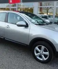 NISSAN Qashqai 1.5 dCi DPF Tekna NISSAN Qashqai 1.5 dCi DPF Tekna