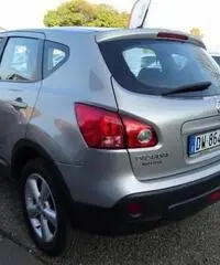 NISSAN Qashqai 1.5 dCi DPF Tekna NISSAN Qashqai 1.5 dCi DPF Tekna