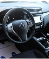 NISSAN Qashqai 1.5 dCi N-Connecta