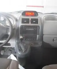 PEUGEOT Expert 2.0 HDi 120CV FAP PL-TN 12Q Furgone Vetrato PEUGEOT Expert 2.0 HDi 120CV FAP PL-TN 12Q Furgone Vetrato