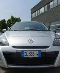 RENAULT Clio 1.2 16V 5 porte Dynamique RENAULT Clio 1.2 16V 5 porte Dynamique