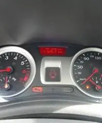 RENAULT Clio 1.2 16V 5 porte Dynamique RENAULT Clio 1.2 16V 5 porte Dynamique