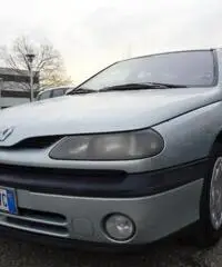 RENAULT Laguna 1.6 16V cat Grandtour Dynamique RENAULT Laguna 1.6 16V cat Grandtour Dynamique
