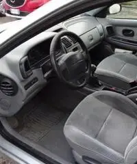 RENAULT Laguna 1.6 16V cat Grandtour Dynamique RENAULT Laguna 1.6 16V cat Grandtour Dynamique