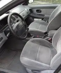 RENAULT Laguna 1.6 16V cat Grandtour Dynamique RENAULT Laguna 1.6 16V cat Grandtour Dynamique