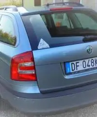 Skoda octavia sw 1.6 METANO 142.000KM-2006 Skoda octavia sw 1.6 METANO 142.000KM-2006