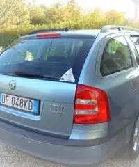 Skoda octavia sw 1.6 METANO 142.000KM-2006 Skoda octavia sw 1.6 METANO 142.000KM-2006