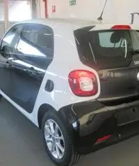 SMART ForFour 70 1.0 Youngster SMART ForFour 70 1.0 Youngster