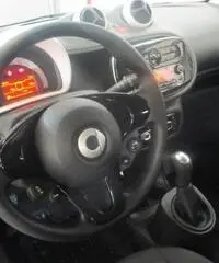 SMART ForFour 70 1.0 Youngster SMART ForFour 70 1.0 Youngster