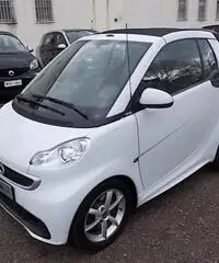 SMART ForTwo 1000 52 kW MHD cabrio pulse SMART ForTwo 1000 52 kW MHD cabrio pulse