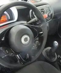 SMART ForTwo 60 1.0 Youngster per NEOPATENTATI SMART ForTwo 60 1.0 Youngster per NEOPATENTATI