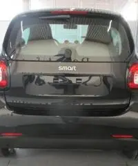SMART ForTwo 60 1.0 Youngster per NEOPATENTATI SMART ForTwo 60 1.0 Youngster per NEOPATENTATI