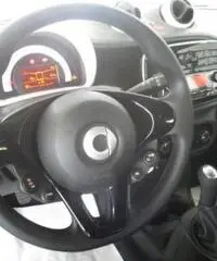 SMART ForTwo Coupé 60 BLACK PASSION SMART ForTwo Coupé 60 BLACK PASSION