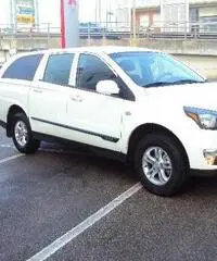 SSANGYONG Actyon Sports 2.0 e-XDi 4WD SSANGYONG Actyon Sports 2.0 e-XDi 4WD