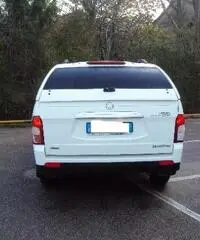 SSANGYONG Actyon Sports 2.0 e-XDi 4WD SSANGYONG Actyon Sports 2.0 e-XDi 4WD