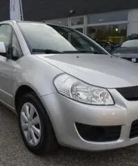 SUZUKI SX4 1.6 16V Urban Line SUZUKI SX4 1.6 16V Urban Line