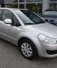 SUZUKI SX4 1.6 16V Urban Line SUZUKI SX4 1.6 16V Urban Line