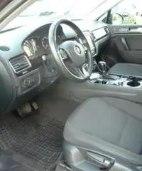 VOLKSWAGEN Touareg 3.0 TDI 245 CV tiptronic BlueMotion Technology