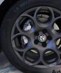 Alfa Romeo Giulia 2.2 Turbodiesel 150CV 'Km0' Euro6 GARANZIA TOTALE Alfa Romeo Giulia 2.2 Turbodiesel 150CV 'Km0' Euro6 GARANZIA TOTALE