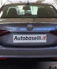 Alfa Romeo Giulia 2.2 Turbodiesel 150CV 'Km0' Euro6 GARANZIA TOTALE Alfa Romeo Giulia 2.2 Turbodiesel 150CV 'Km0' Euro6 GARANZIA TOTALE