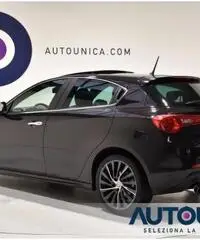 ALFA ROMEO Giulietta 2.0 JTDM-2 EXCLUSIVE AUT PELLE TETTO CERCHI 18'