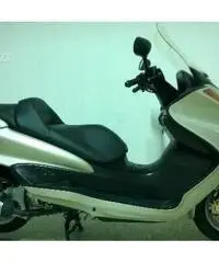 Yamaha Majesty 2^ serie anno 2006 Yamaha Majesty 2^ serie anno 2006