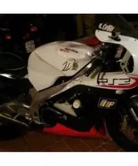 APRILIA RSV 1000 RSV 1000