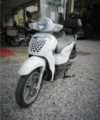 Aprilia Scarabeo 125 IE NET- 2011