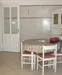 Casa indipendente di 10 locali in Vendita