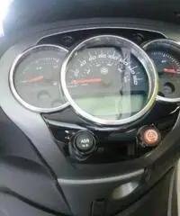 BEVERLY 300 S ABS/ASR