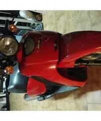 vendo Scarabeo 200 GT del 2002 vendo Scarabeo 200 GT del 2002