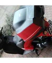vendo Scarabeo 200 GT del 2002 vendo Scarabeo 200 GT del 2002