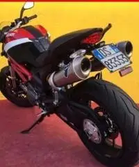 DUCATI Monster 796 plus corse - 12401 DUCATI Monster 796 plus corse - 12401