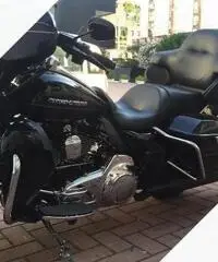 Harley-Davidson Ultra Limited C.V.O. - 2014