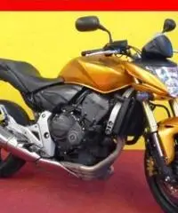 HONDA Hornet 600 ABS oro - 36500 HONDA Hornet 600 ABS oro - 36500