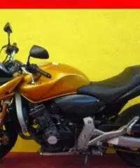 HONDA Hornet 600 ABS oro - 36500 HONDA Hornet 600 ABS oro - 36500