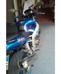 Moto Kawasaky zx9r Moto Kawasaky zx9r