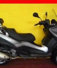 PIAGGIO MP3 300 GRIGIO - 37380 PIAGGIO MP3 300 GRIGIO - 37380