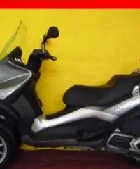PIAGGIO MP3 300 GRIGIO - 37380 PIAGGIO MP3 300 GRIGIO - 37380