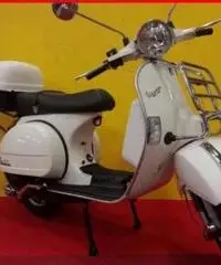PIAGGIO Vespa 150 PX bianco - 1538