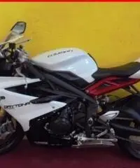 TRIUMPH Daytona 675 bianco - 9678 TRIUMPH Daytona 675 bianco - 9678
