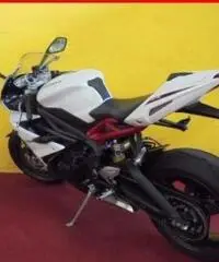 TRIUMPH Daytona 675 bianco - 9678 TRIUMPH Daytona 675 bianco - 9678