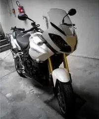triumph tiger 1050