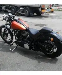 VENDESI HARLEY DAVIDSON SOFTAIL BLACK LINE