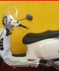 VESPA GTS 300 Super Bianco - 30971